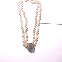 Load image into Gallery viewer, Secondhand Cultured Pearl Necklace
