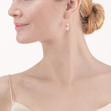 Load image into Gallery viewer, Coeur De Lion GeoCUBE Precious Fusion Pearl Earrings