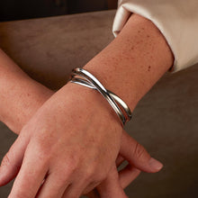 Load image into Gallery viewer, Kit Heath Serenity Grande Cuff Bangle
