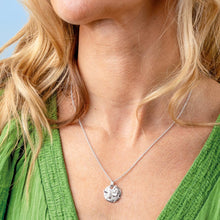 Load image into Gallery viewer, Kit Heath Blossom Flyte Honey Flower Disc Necklace