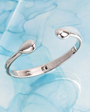 Load image into Gallery viewer, Kit Heath Coast Pebble Smooth Hinged Bangle