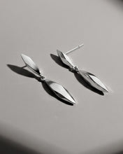 Load image into Gallery viewer, Kit Heath Glint Stud Drop Earrings