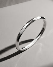 Load image into Gallery viewer, Kit Heath Glint Geo Hinged Bangle