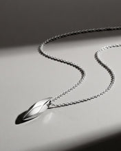 Load image into Gallery viewer, Kit Heath Glint Mini Necklace