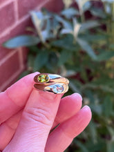 Load image into Gallery viewer, 9ct Yellow Gold Peridot And Topaz Ring