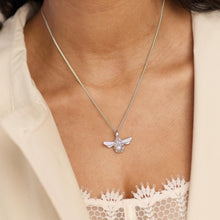 Load image into Gallery viewer, Kit Heath Blossom Flyte Queen Bee Glitz CZ 20" Necklace