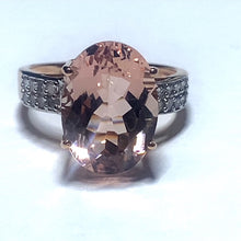 Load image into Gallery viewer, Secondhand 9ct Rose Gold Morganite Ring