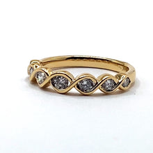 Load image into Gallery viewer, 18ct Gold and Diamond Wave Ring
