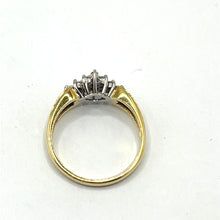 Load image into Gallery viewer, Secondhand 18ct Gold Diamond Cluster Ring