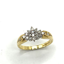 Load image into Gallery viewer, Secondhand 18ct Gold Diamond Cluster Ring