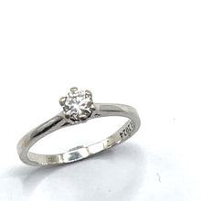 Load image into Gallery viewer, Secondhand Diamond Single Stone Ring