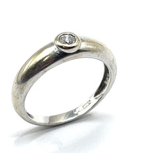 Load image into Gallery viewer, Secondhand Modern Diamond Ring