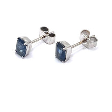 Load image into Gallery viewer, Secondhand Sapphire Earrings