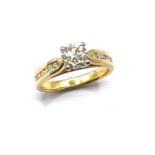 Load image into Gallery viewer, 18ct Gold Diamond Single Stone with Diamond Shoulders