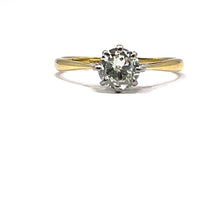 Load image into Gallery viewer, Secondhand 18ct Gold Diamond Solitaire Ring