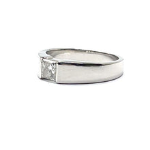 Load image into Gallery viewer, Secondhand Platinum Princess Cut Diamond Ring
