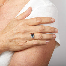 Load image into Gallery viewer, 9ct White Gold Topaz Toi Et Moi Ring