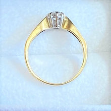 Load image into Gallery viewer, Secondhand 18ct Gold Diamond Ring