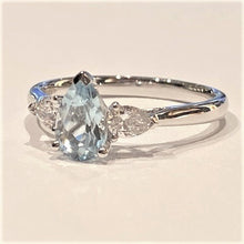 Load image into Gallery viewer, 9ct White Gold Topaz and Pear Cut Diamond Ring