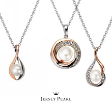 Load image into Gallery viewer, Jersey Pearl Camrose Pendant