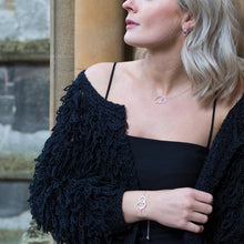 Load image into Gallery viewer, Hot Diamonds Striking Circle Necklace