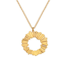 Load image into Gallery viewer, Hot Diamonds Gold Edit Large Believe Pendant