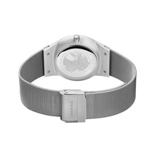 Load image into Gallery viewer, Bering Watch - Gents Classic Steel

