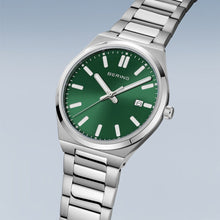 Load image into Gallery viewer, Bering Watch - Gents Green Dial Classic Steel
