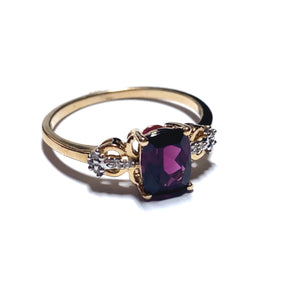 Secondhand Garnet and White Zircon Ring