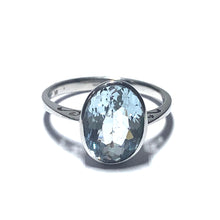 Load image into Gallery viewer, 9ct White Gold Handmade Oval Aquamarine Ring
