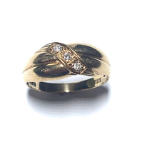 Load image into Gallery viewer, Secondhand Gold and Cubic Zirconia Ring
