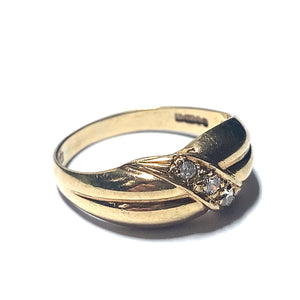 Secondhand Gold and Cubic Zirconia Ring