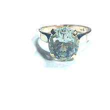 Load image into Gallery viewer, Secondhand Aquamarine Ring
