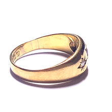 Load image into Gallery viewer, Secondhand Ruby and Diamond Antique Ring

