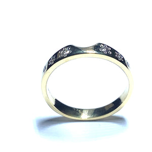 Secondhand Shaped to Fit Diamond Ring