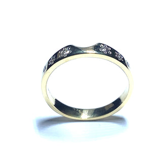 Secondhand Shaped to Fit Diamond Ring