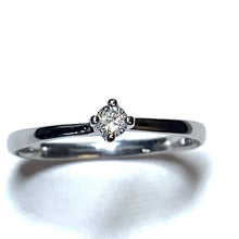 Load image into Gallery viewer, Secondhand Diamond Single Stone Ring - 0.10ct
