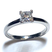 Load image into Gallery viewer, Secondhand Princess Cut Diamond Ring - GIA CERT
