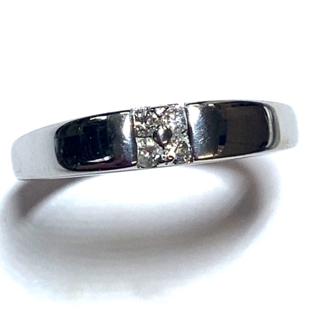 Secondhand White Gold and Diamond Ring