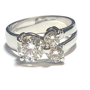 Secondhand Platinum Diamond Unique Ring