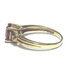 Load image into Gallery viewer, Secondhand Orange Sapphire Ring
