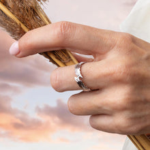 Load image into Gallery viewer, Kit Heath Feather Wisp Ring

