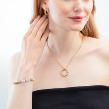 Load image into Gallery viewer, Coeur De Lion Soft Cube Circle Glow Necklace
