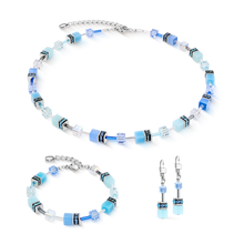 Load image into Gallery viewer, Coeur De Lion  Iconic Aqua Blue Necklace
