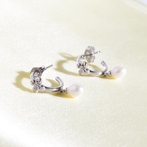 Kit Heath Blossom Flyte Honey Flower Pearl Semi Hoops