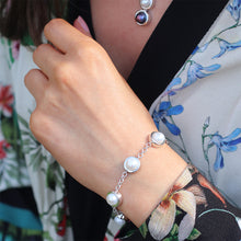 Load image into Gallery viewer, Jersey Pearl Alice White Freshwater Pearl Bracelet

