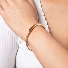 Load image into Gallery viewer, Plain Hinged Bangle.
