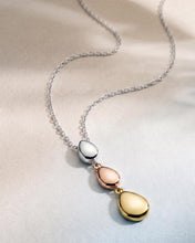 Load image into Gallery viewer, Kit Heath Coast Pebble Golden Triple Linking Pebbles necklace
