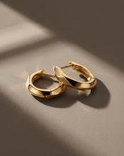 Load image into Gallery viewer, Kit Heath Glint Geo Golden Hoop Earrings
