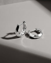 Load image into Gallery viewer, Kit Heath Glint Geo Hoop Earrings
